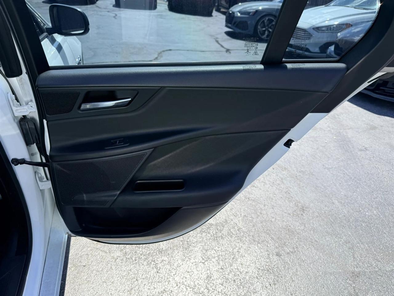 Jaguar XE 35t Premium AWD 2017