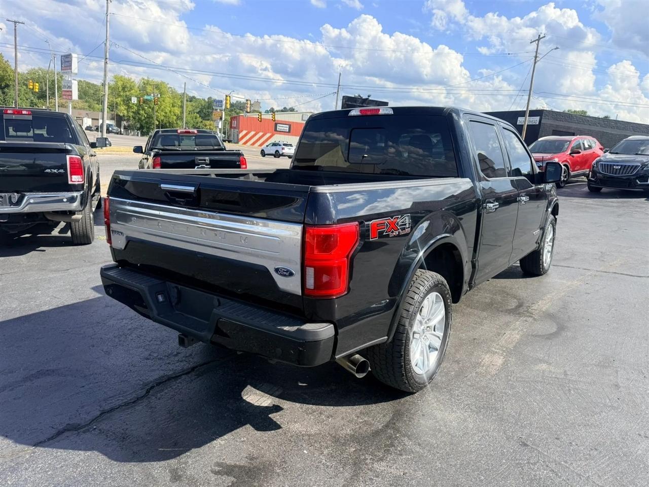 Ford F-150 Platinum SuperCrew 5.5-ft. Bed 4WD 2018