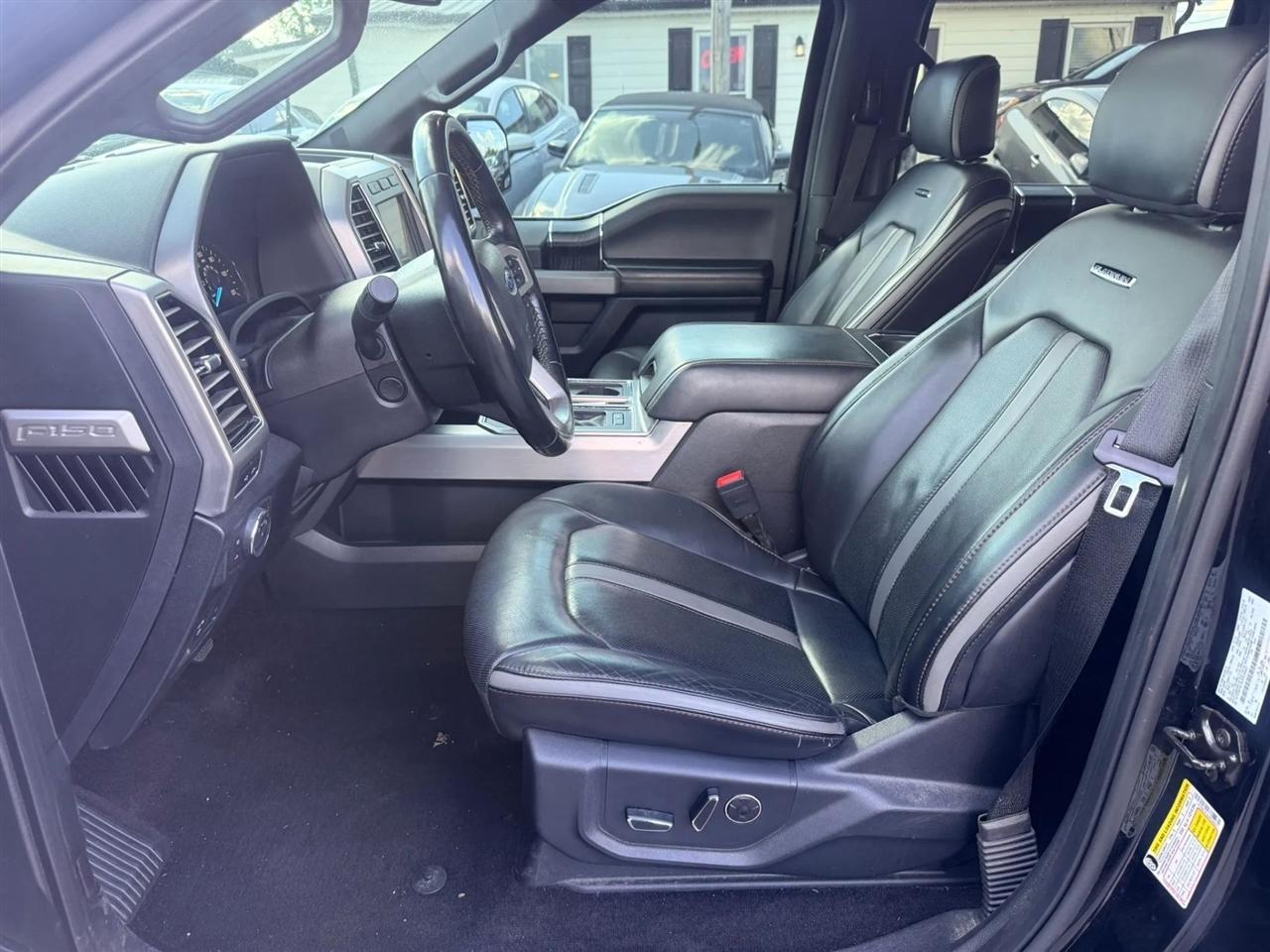 Ford F-150 Platinum SuperCrew 5.5-ft. Bed 4WD 2018