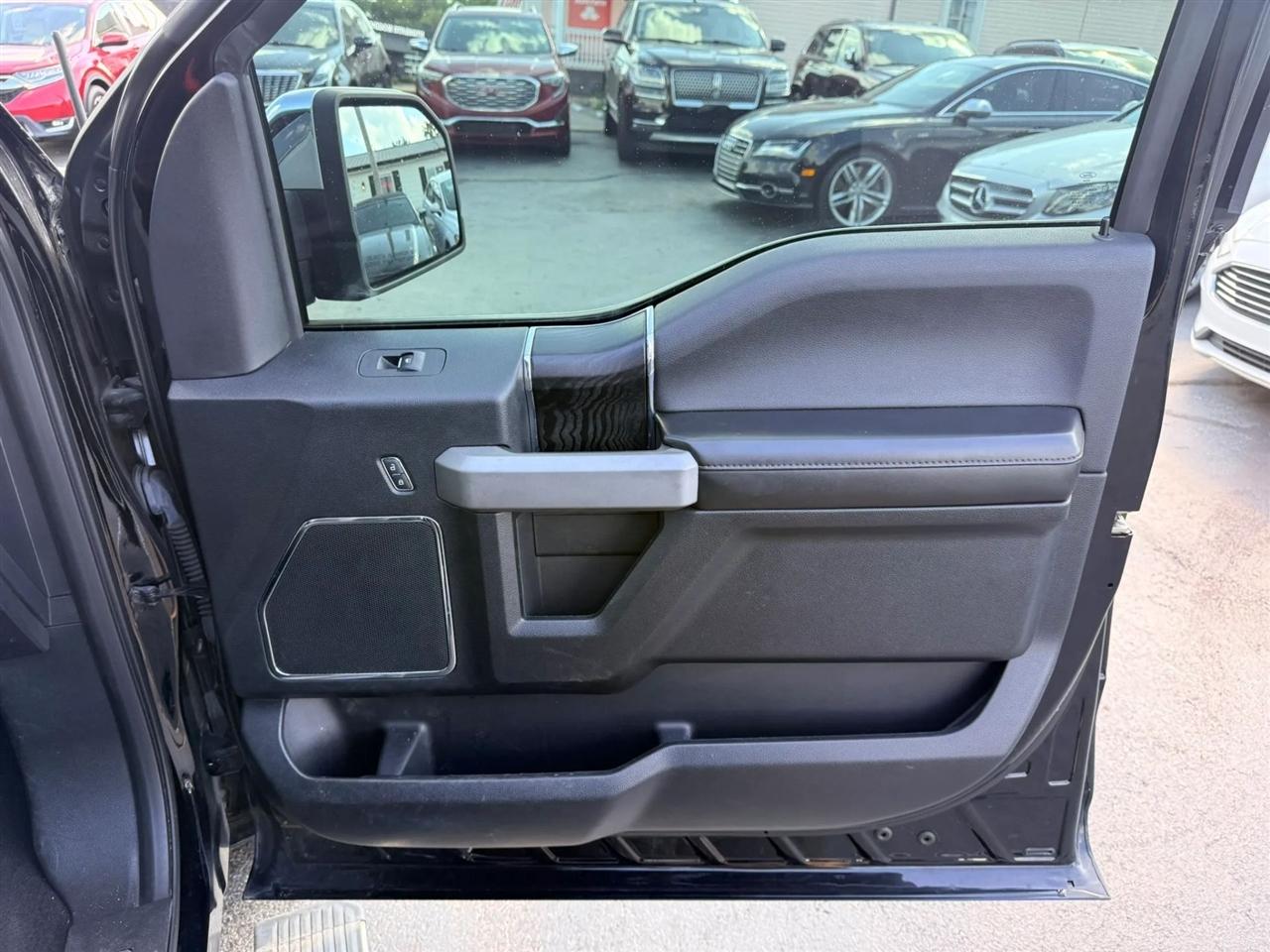 Ford F-150 Platinum SuperCrew 5.5-ft. Bed 4WD 2018