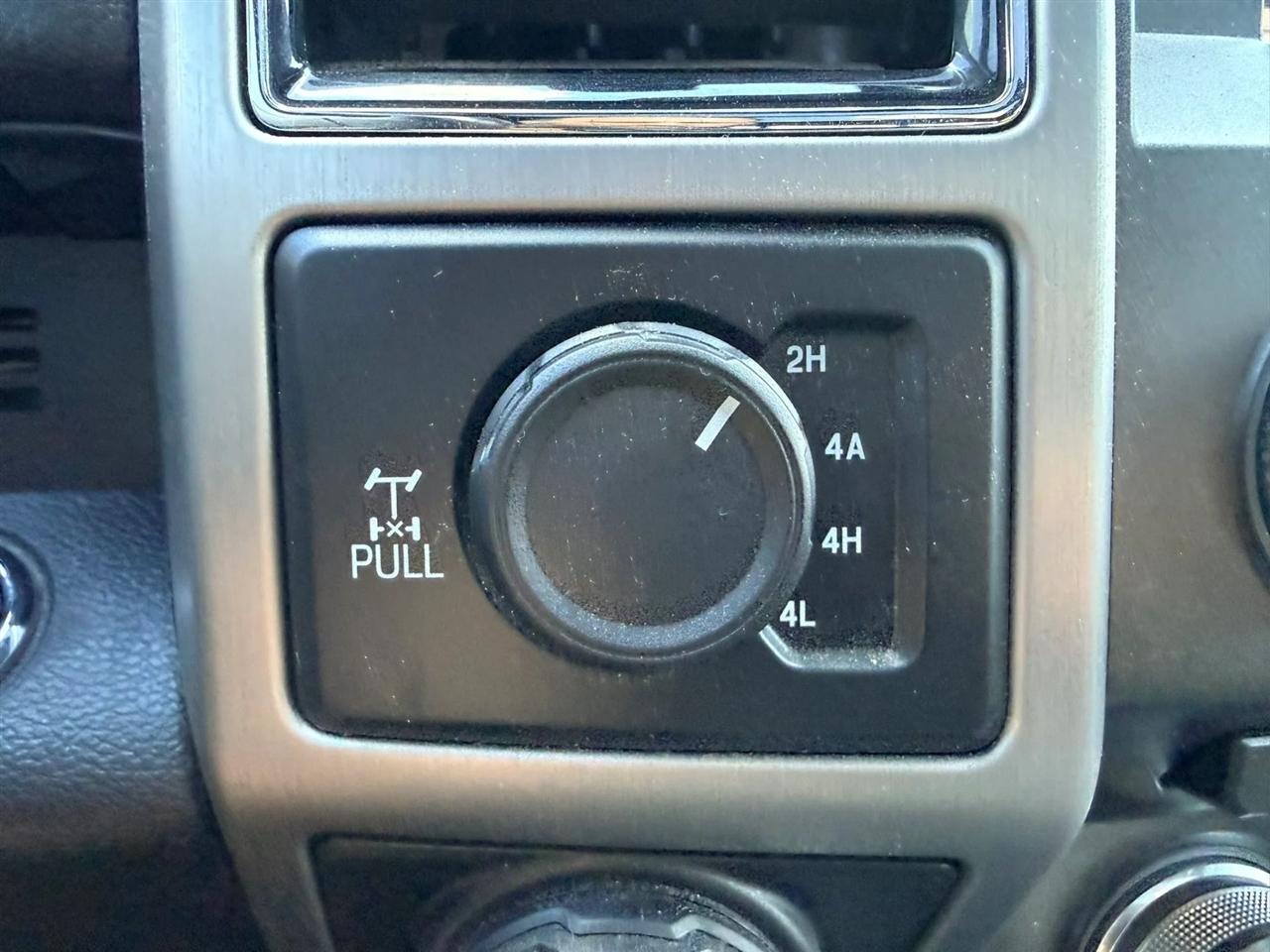 Ford F-150 Platinum SuperCrew 5.5-ft. Bed 4WD 2018
