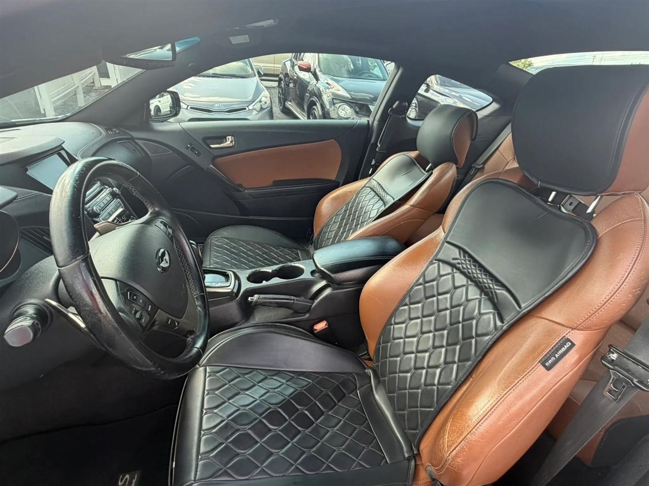 Hyundai Genesis Coupe 3.8 Grand Touring 8AT 2014