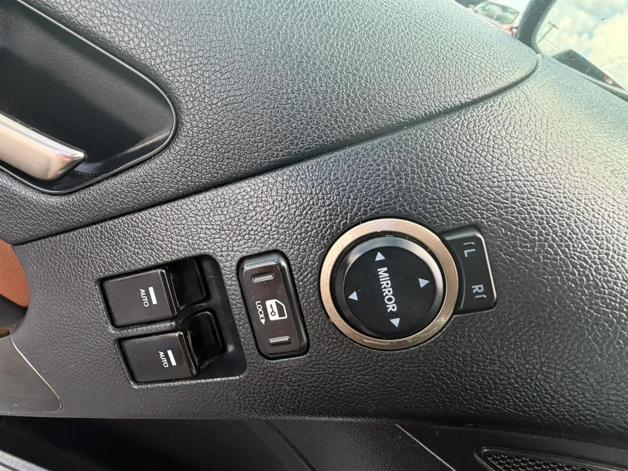 Hyundai Genesis Coupe 3.8 Grand Touring 8AT 2014