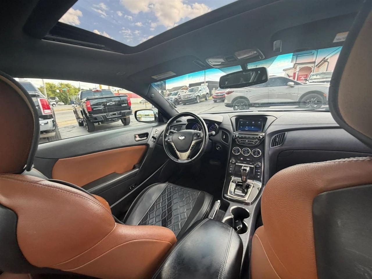 Hyundai Genesis Coupe 3.8 Grand Touring 8AT 2014