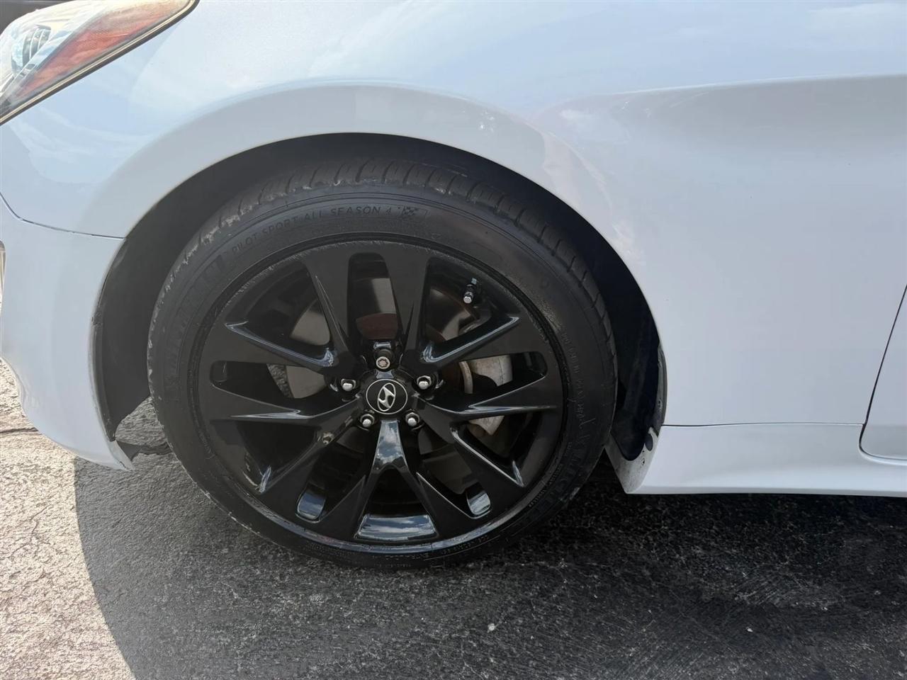 Hyundai Genesis Coupe 3.8 Grand Touring 8AT 2014