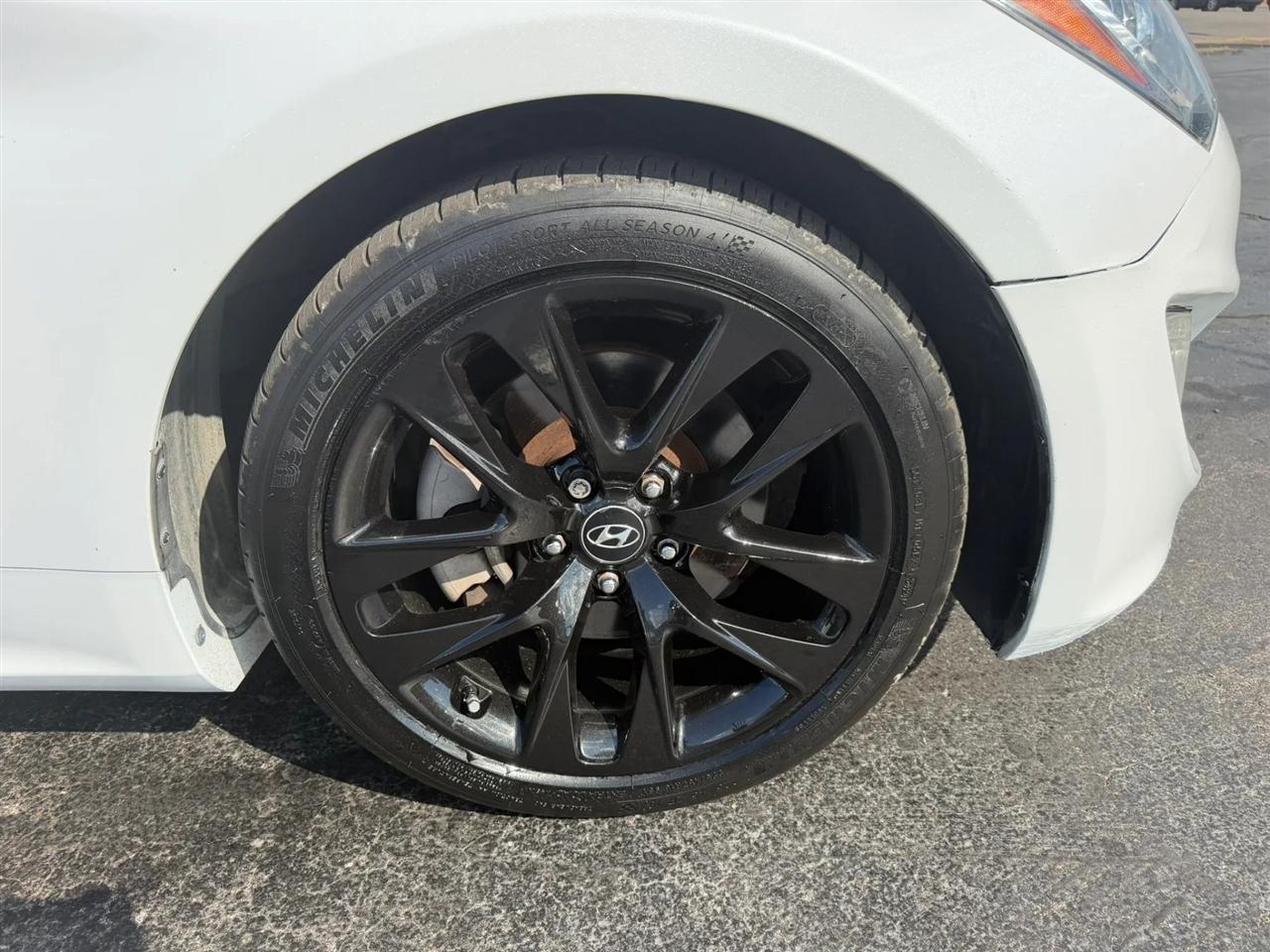 Hyundai Genesis Coupe 3.8 Grand Touring 8AT 2014