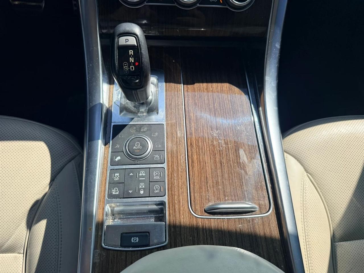 Land Rover Range Rover Sport 5.0L V8 Supercharged Autobiography 2016