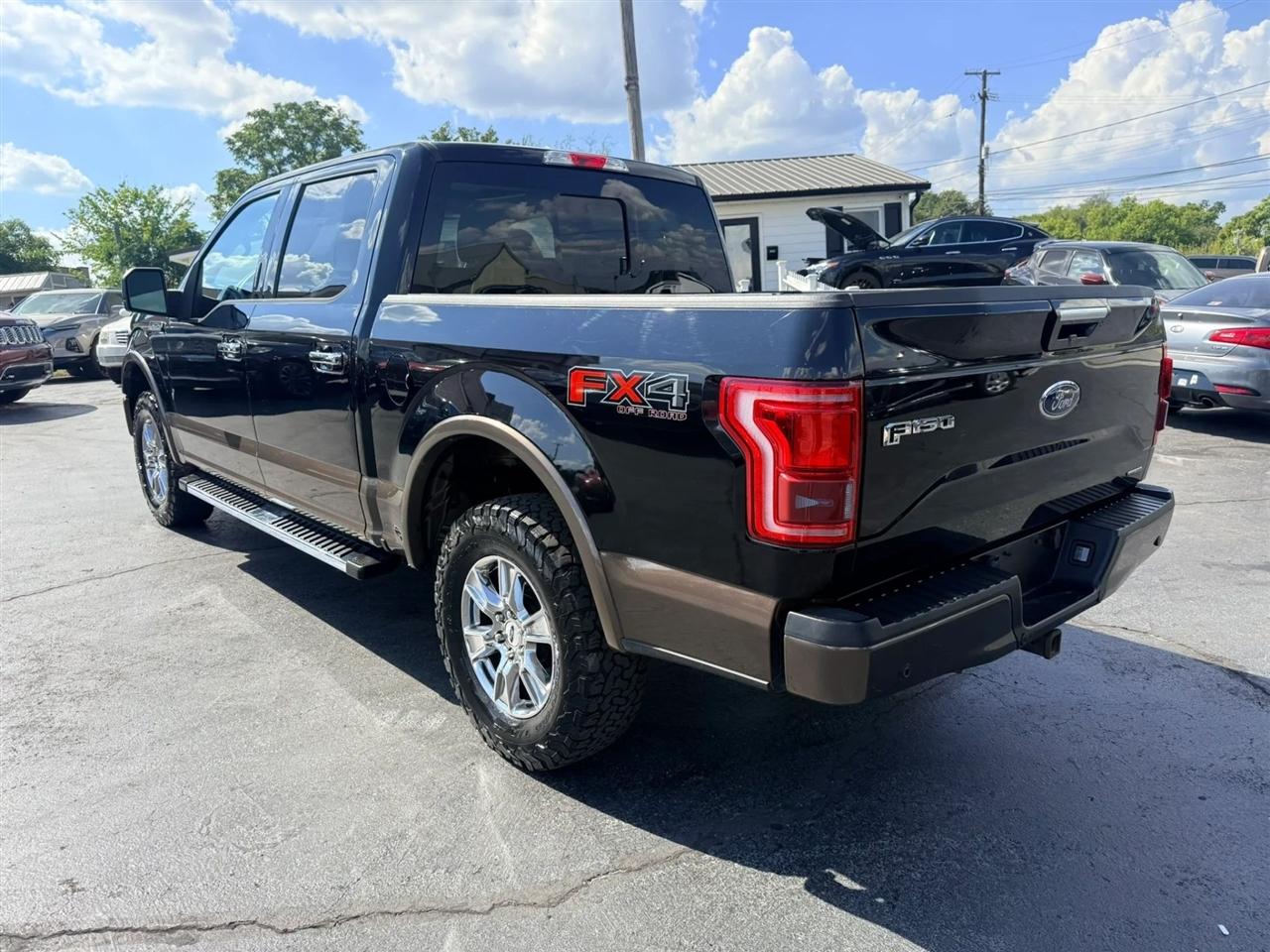 Ford F-150 Lariat SuperCrew 5.5-ft. Bed 4WD 2016