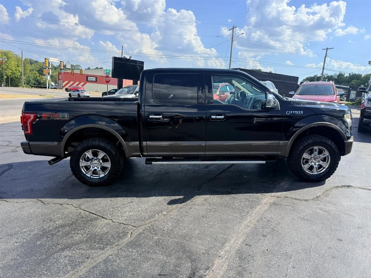 Ford F-150 Lariat SuperCrew 5.5-ft. Bed 4WD 2016