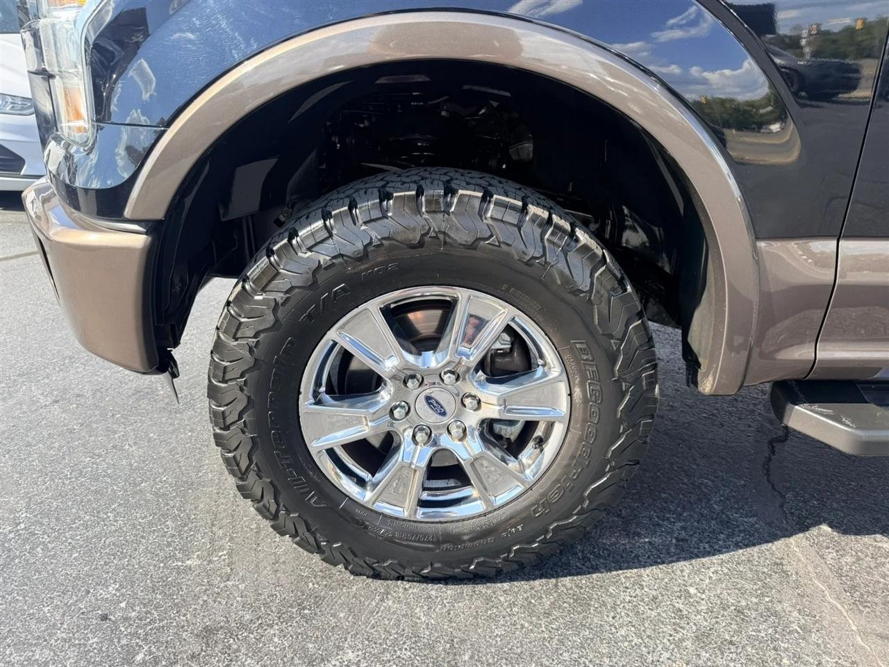 Ford F-150 Lariat SuperCrew 5.5-ft. Bed 4WD 2016