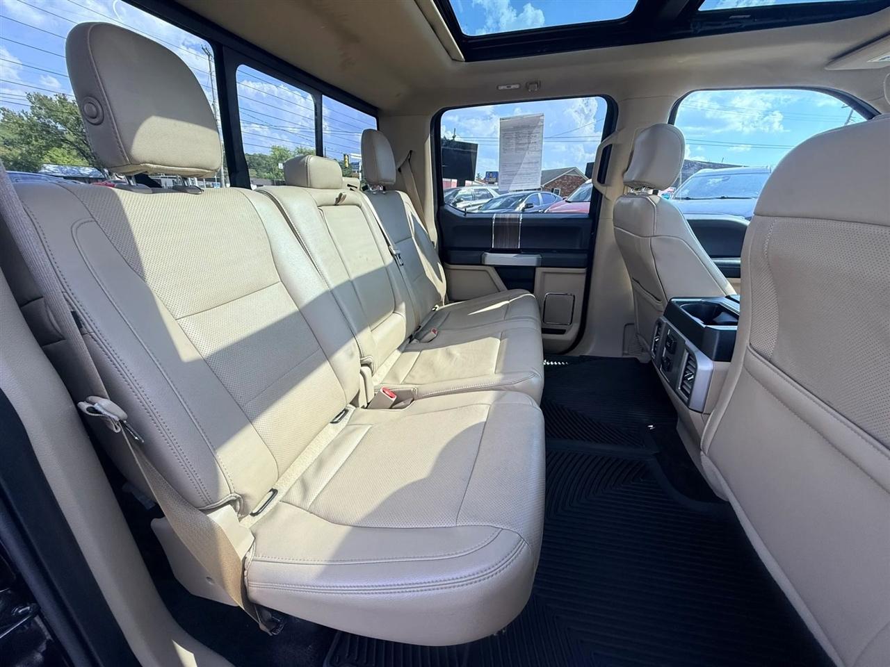 Ford F-150 Lariat SuperCrew 5.5-ft. Bed 4WD 2016