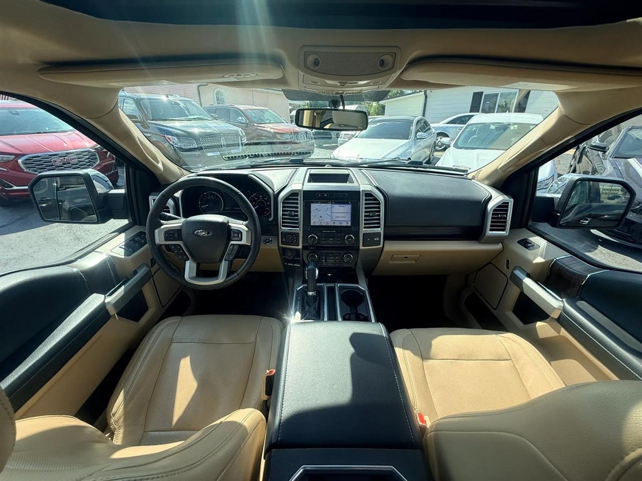 Ford F-150 Lariat SuperCrew 5.5-ft. Bed 4WD 2016