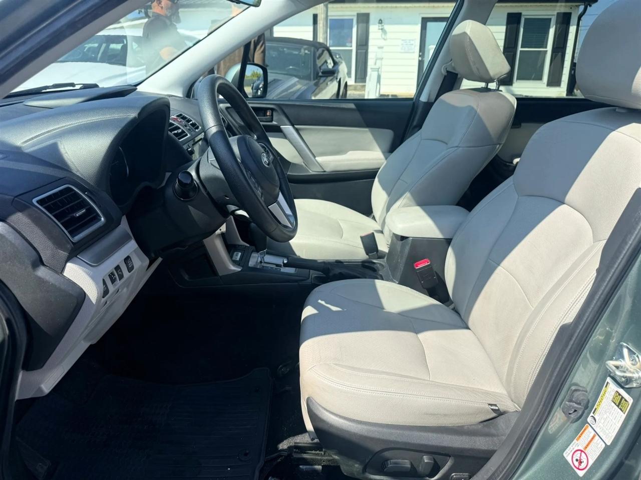 Subaru Forester photo 17