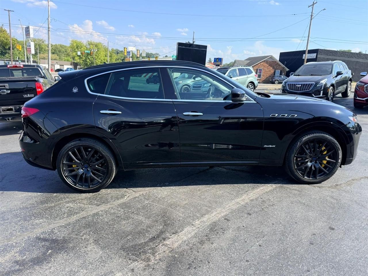 Maserati Levante photo 6