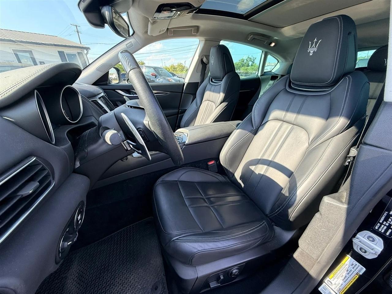 Maserati Levante photo 14