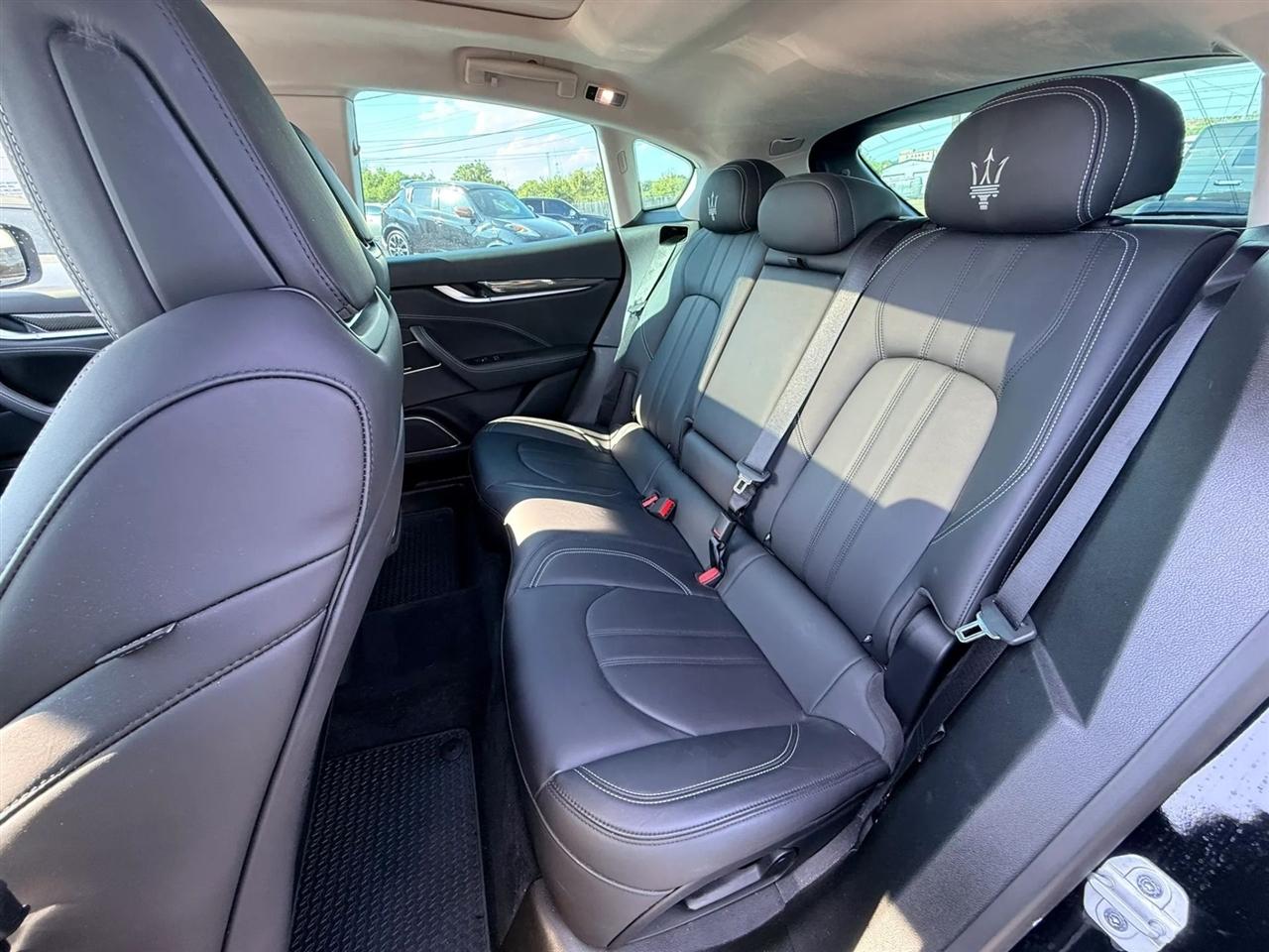 Maserati Levante photo 17