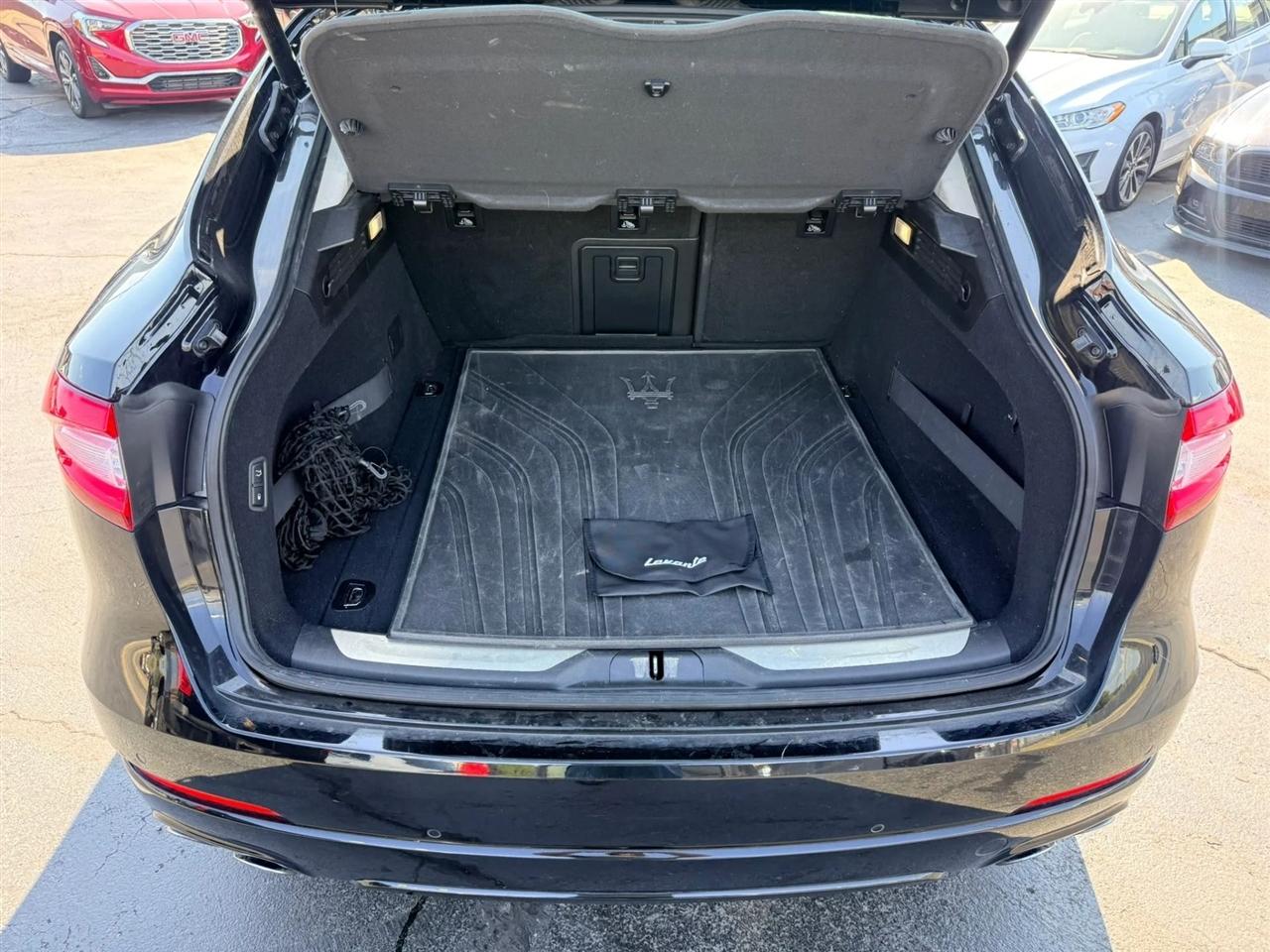 Maserati Levante photo 21