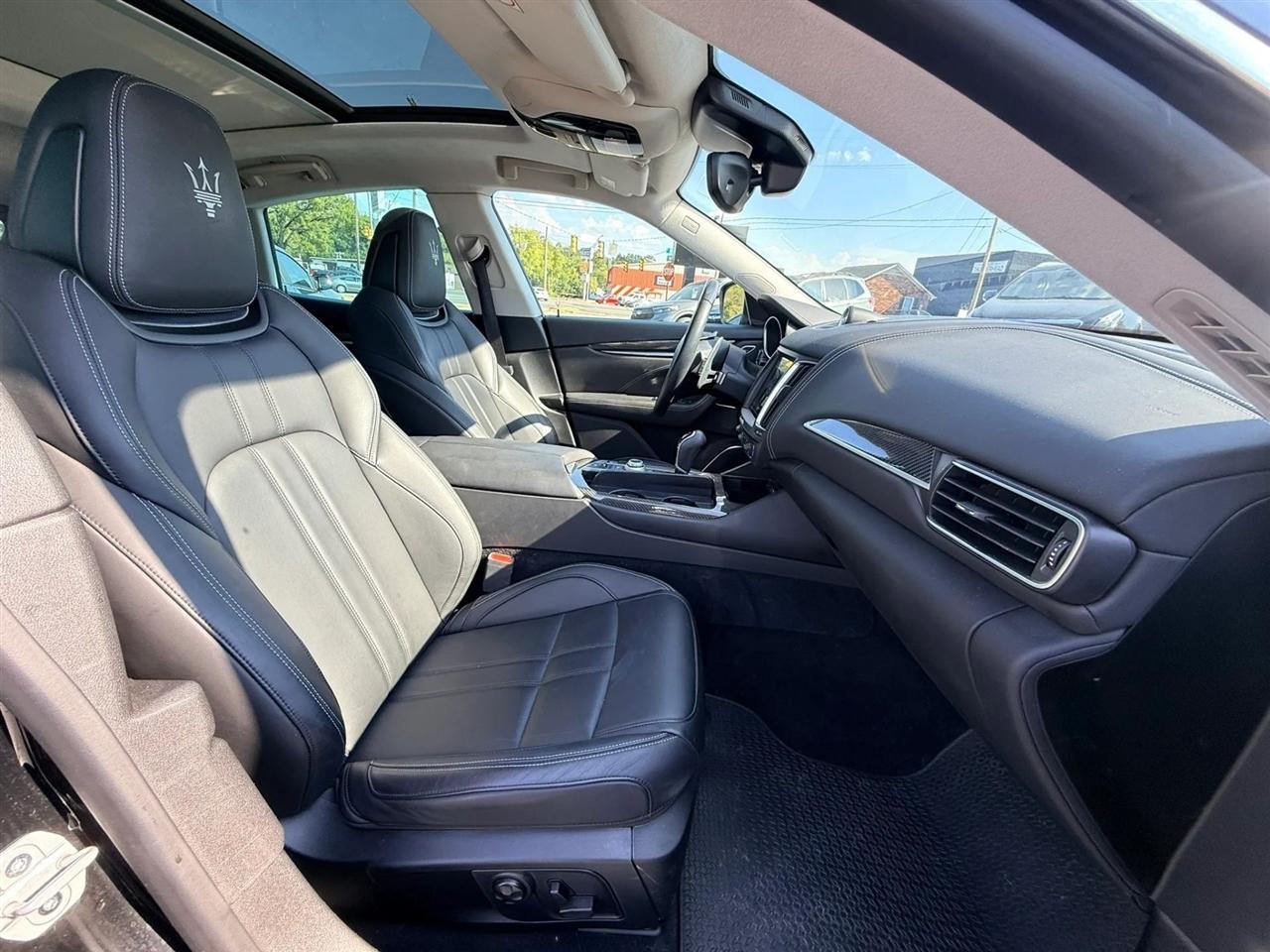 Maserati Levante photo 29