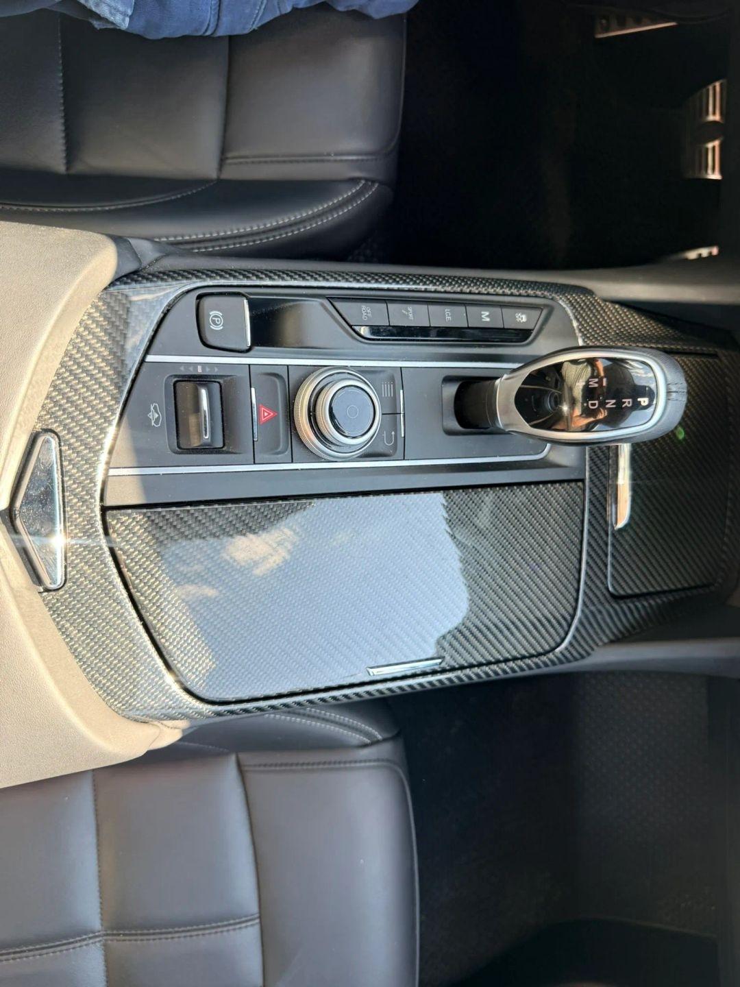 Maserati Levante photo 39