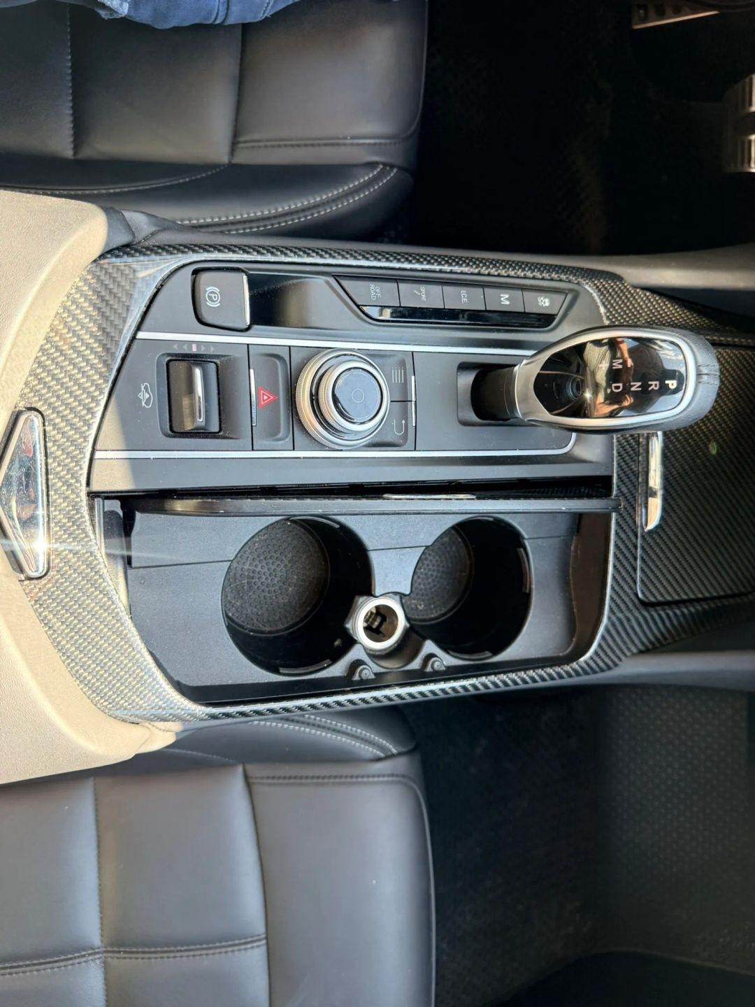 Maserati Levante photo 40