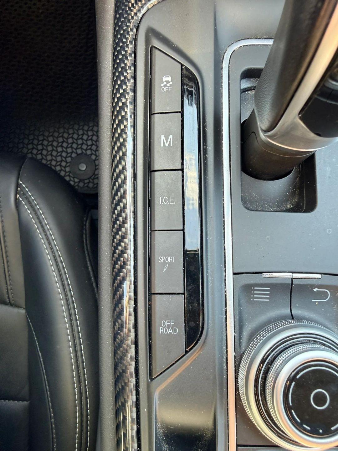 Maserati Levante photo 42