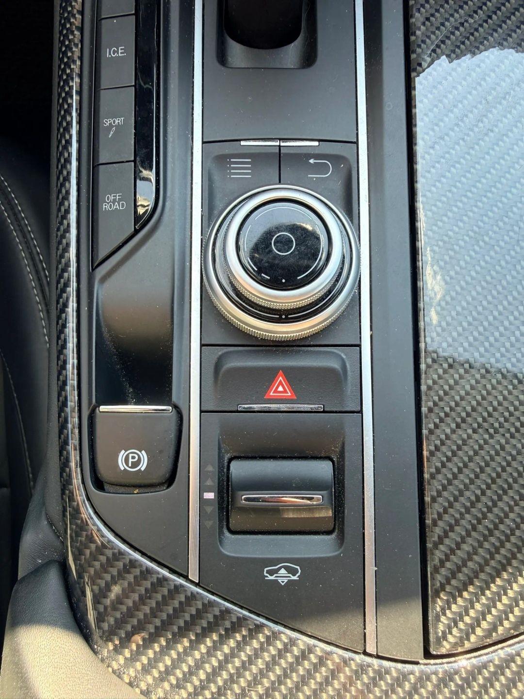 Maserati Levante photo 43