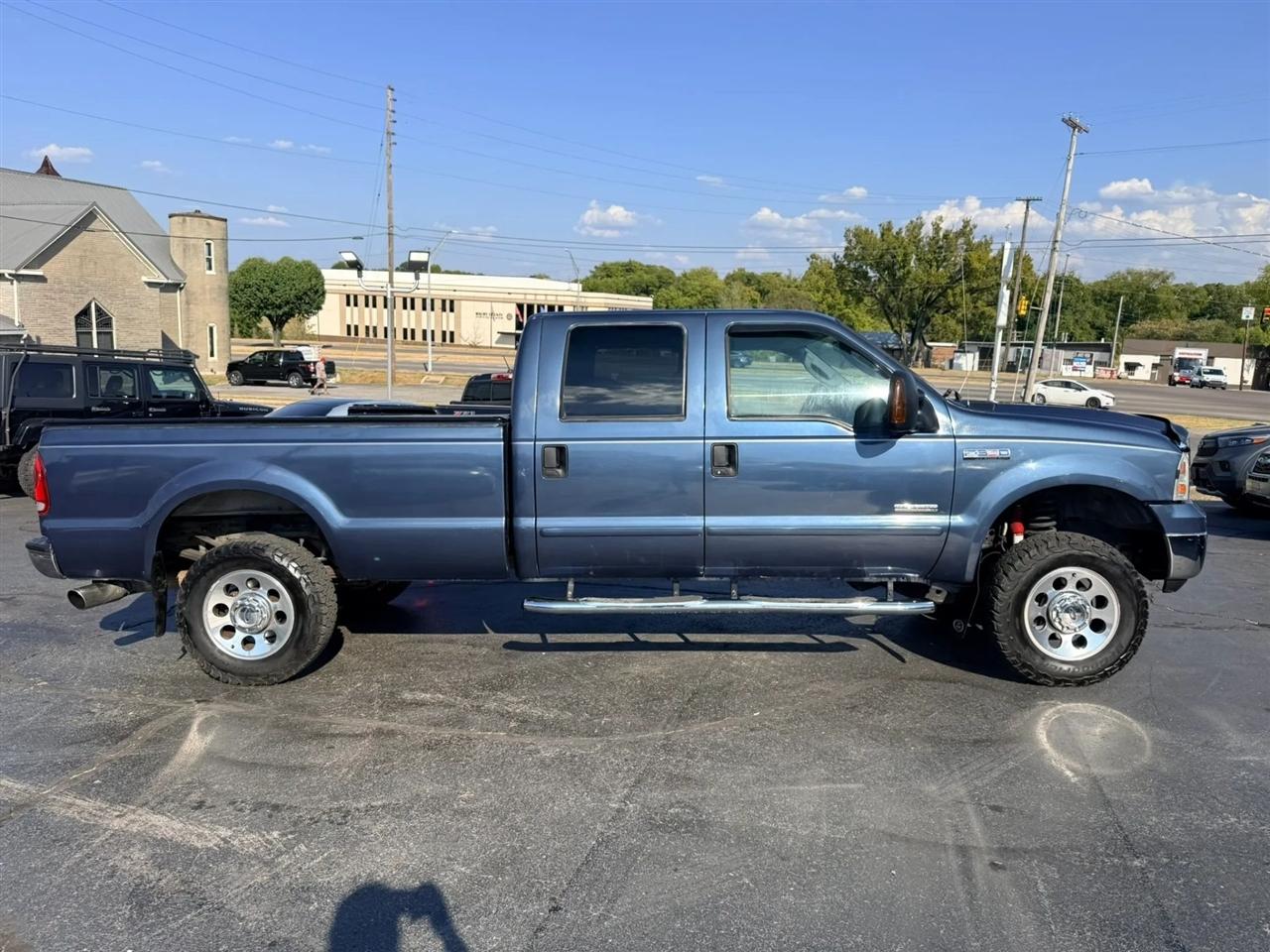 Ford F-350 SD XLT Crew Cab 2WD 2005