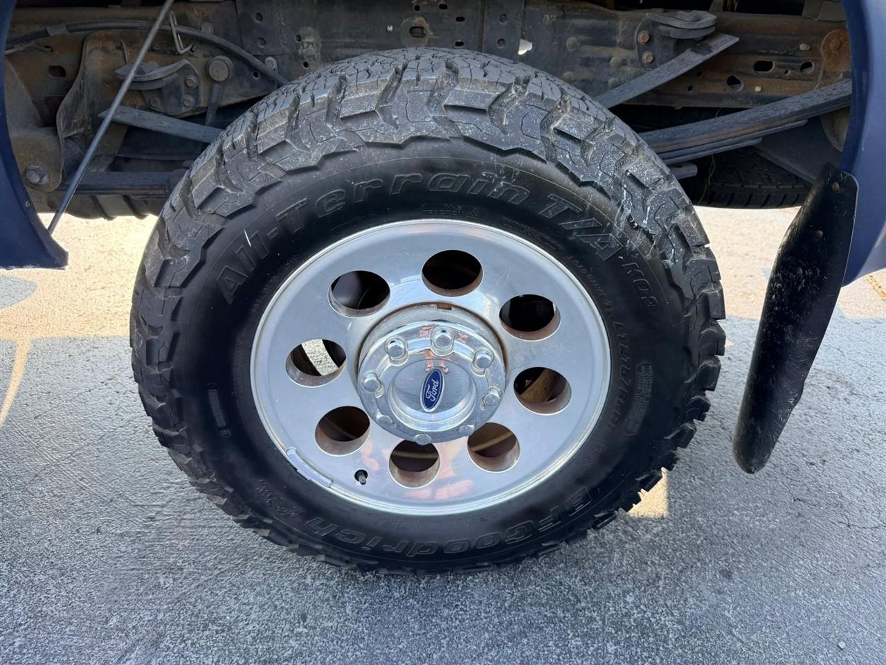 Ford F-350 SD XLT Crew Cab 2WD 2005