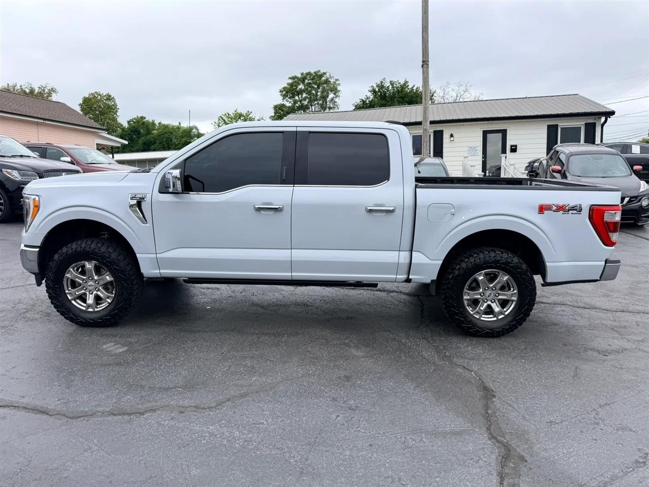 Ford F-150 photo 2