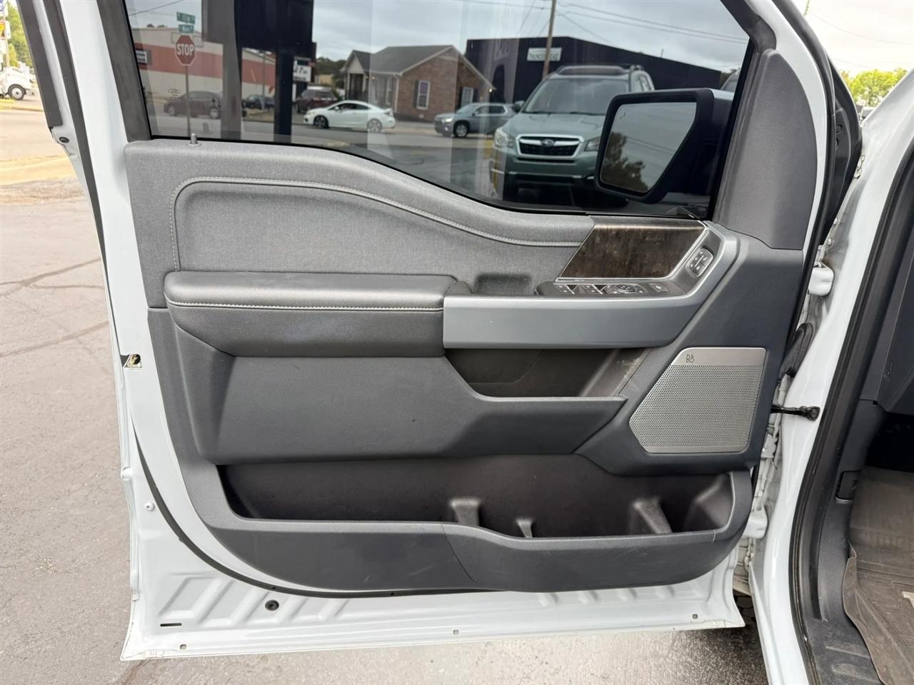 Ford F-150 photo 22