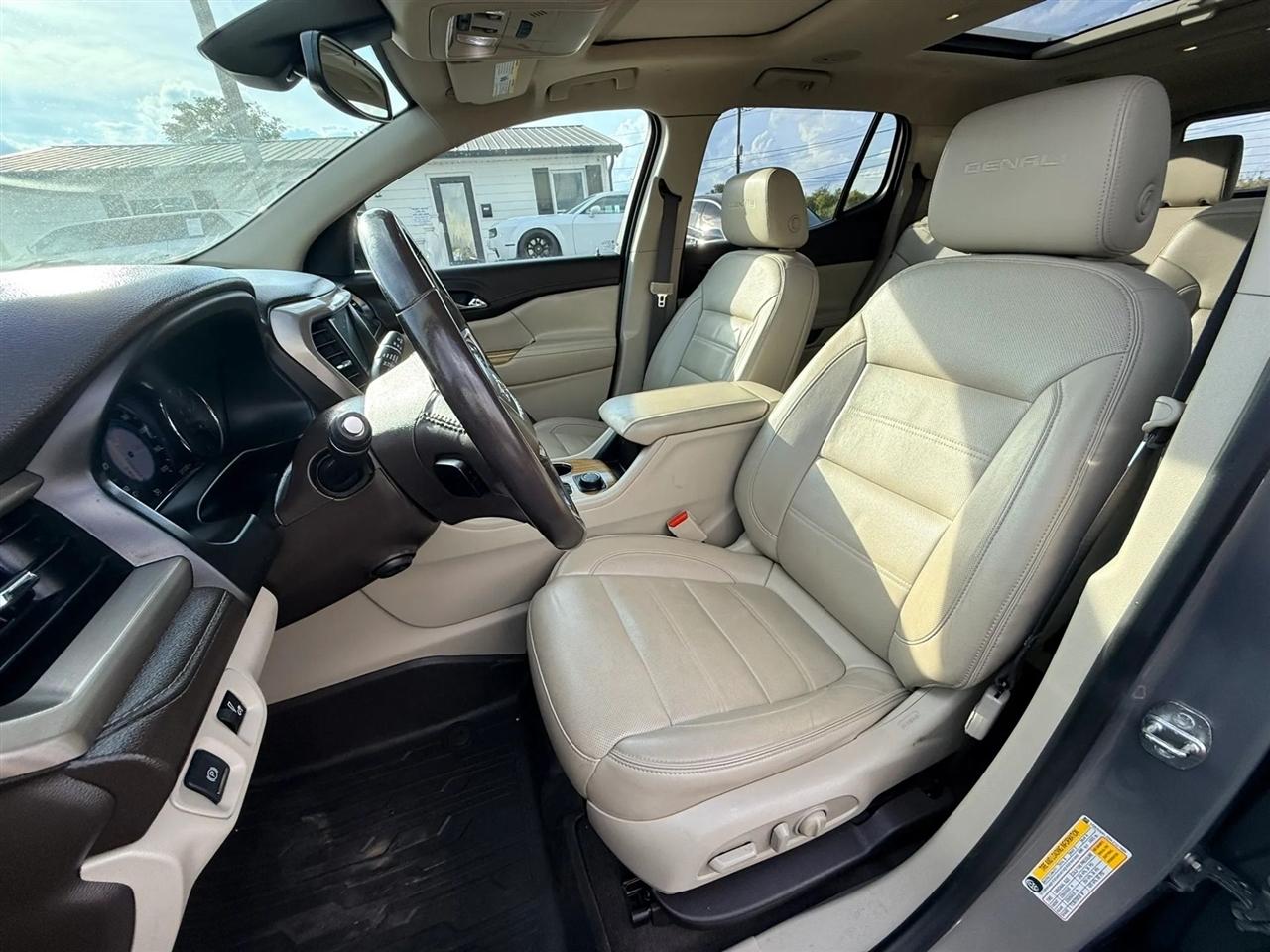 GMC Acadia Denali AWD 2019
