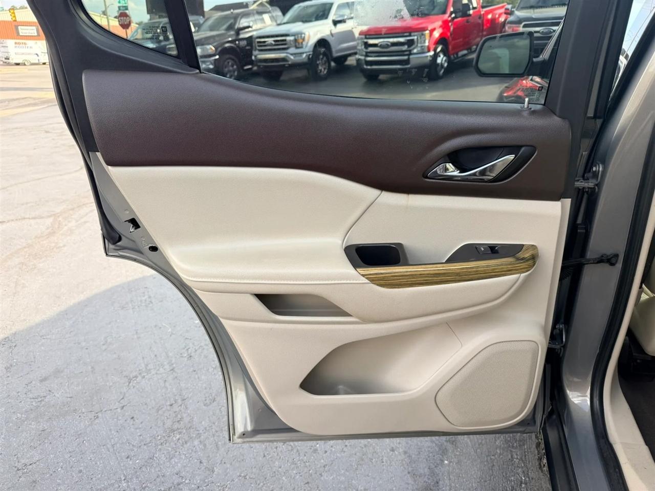 GMC Acadia Denali AWD 2019