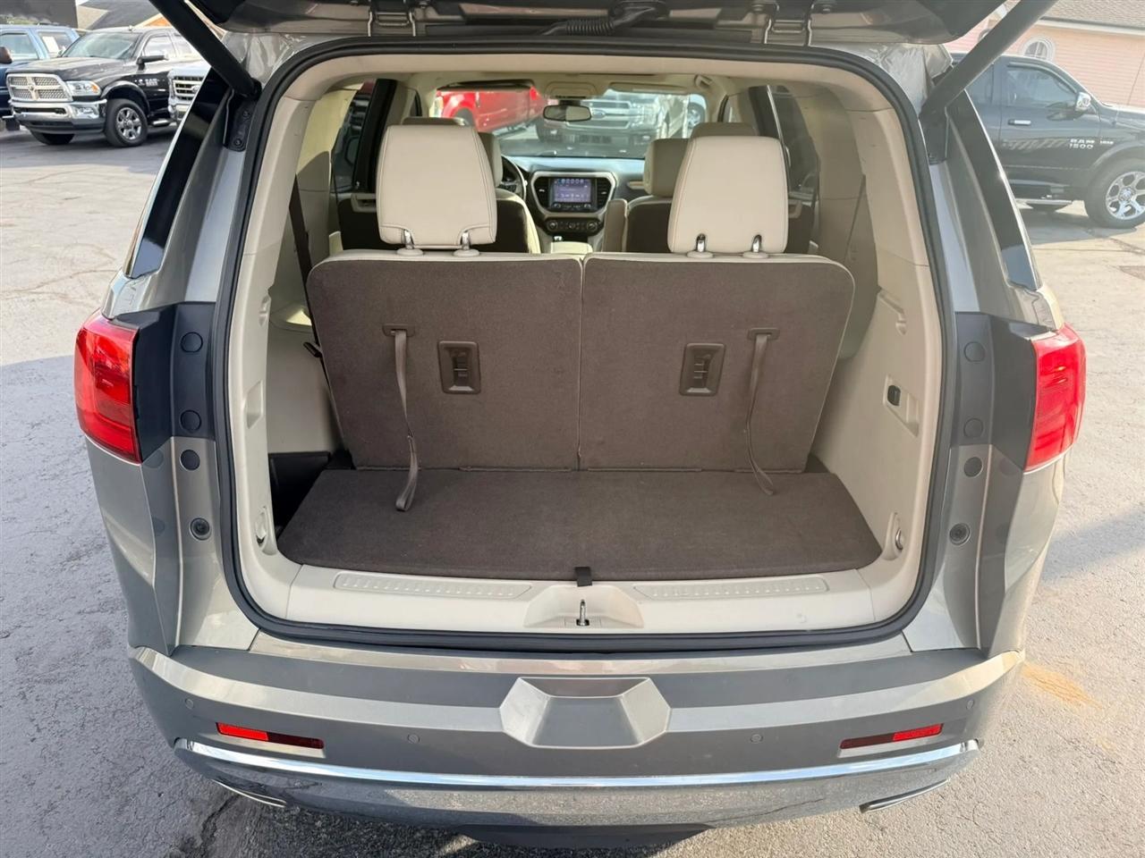 GMC Acadia Denali AWD 2019