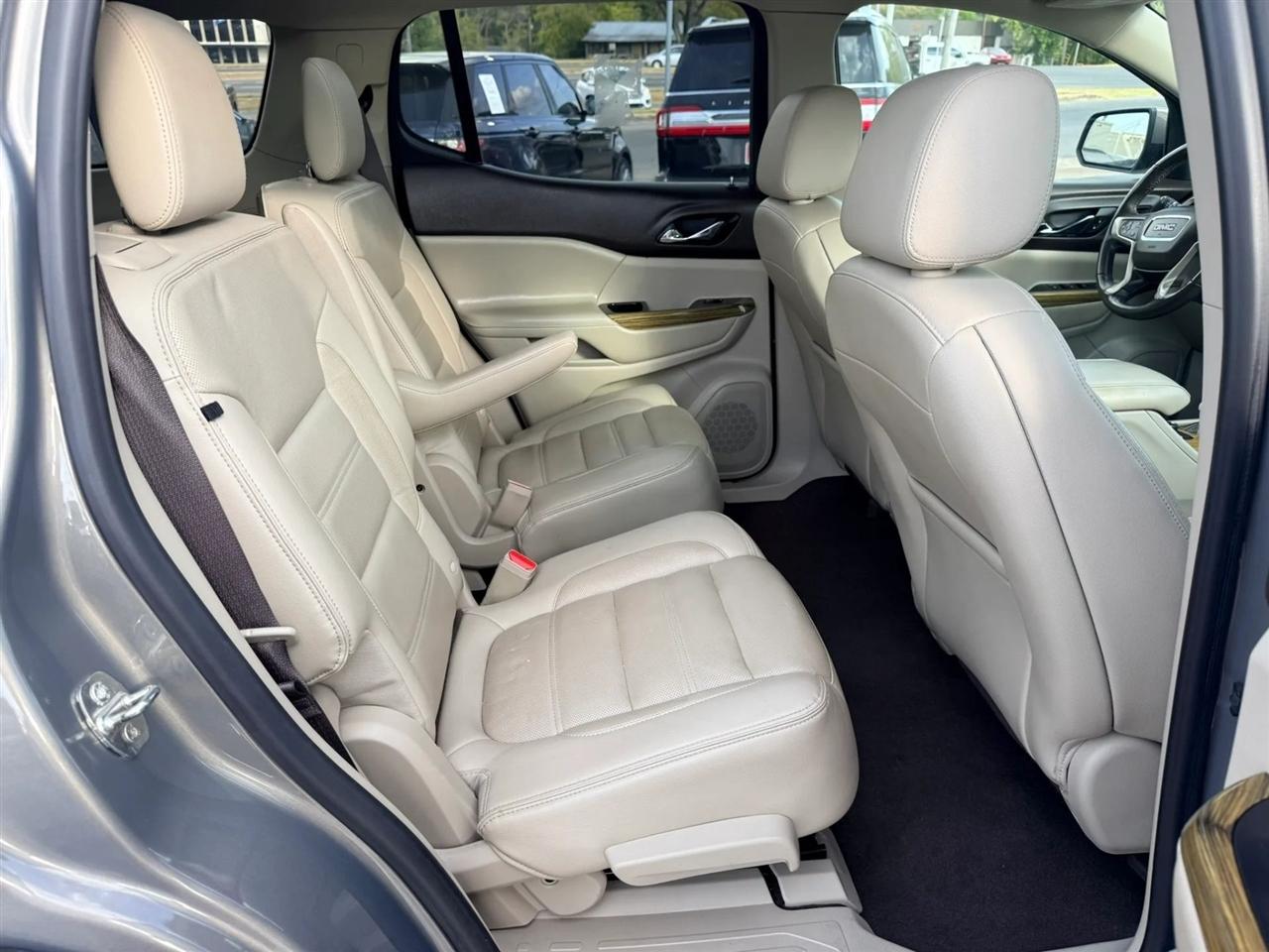 GMC Acadia Denali AWD 2019