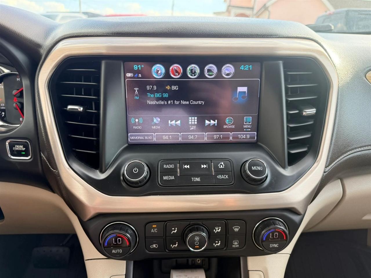 GMC Acadia Denali AWD 2019