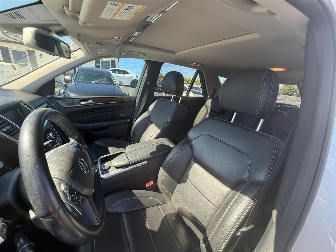 Mercedes-Benz M-Class ML350 4MATIC 2012