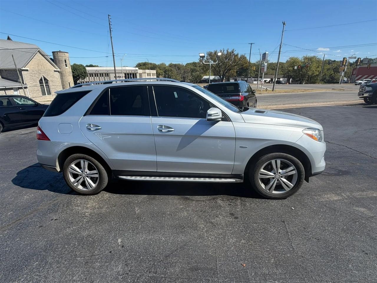 Mercedes-Benz M-Class ML350 4MATIC 2012
