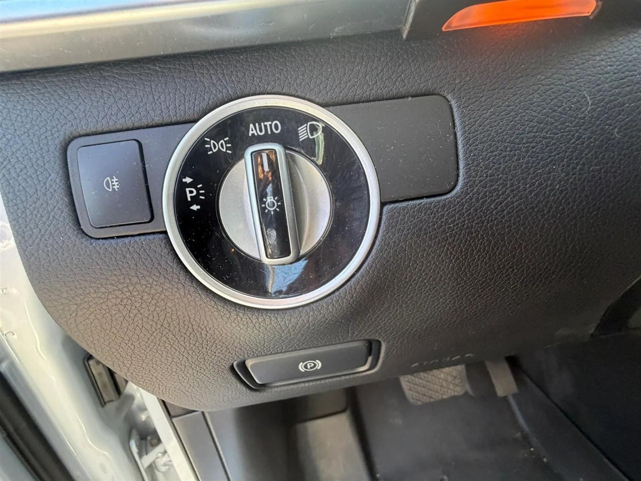 Mercedes-Benz M-Class ML350 4MATIC 2012