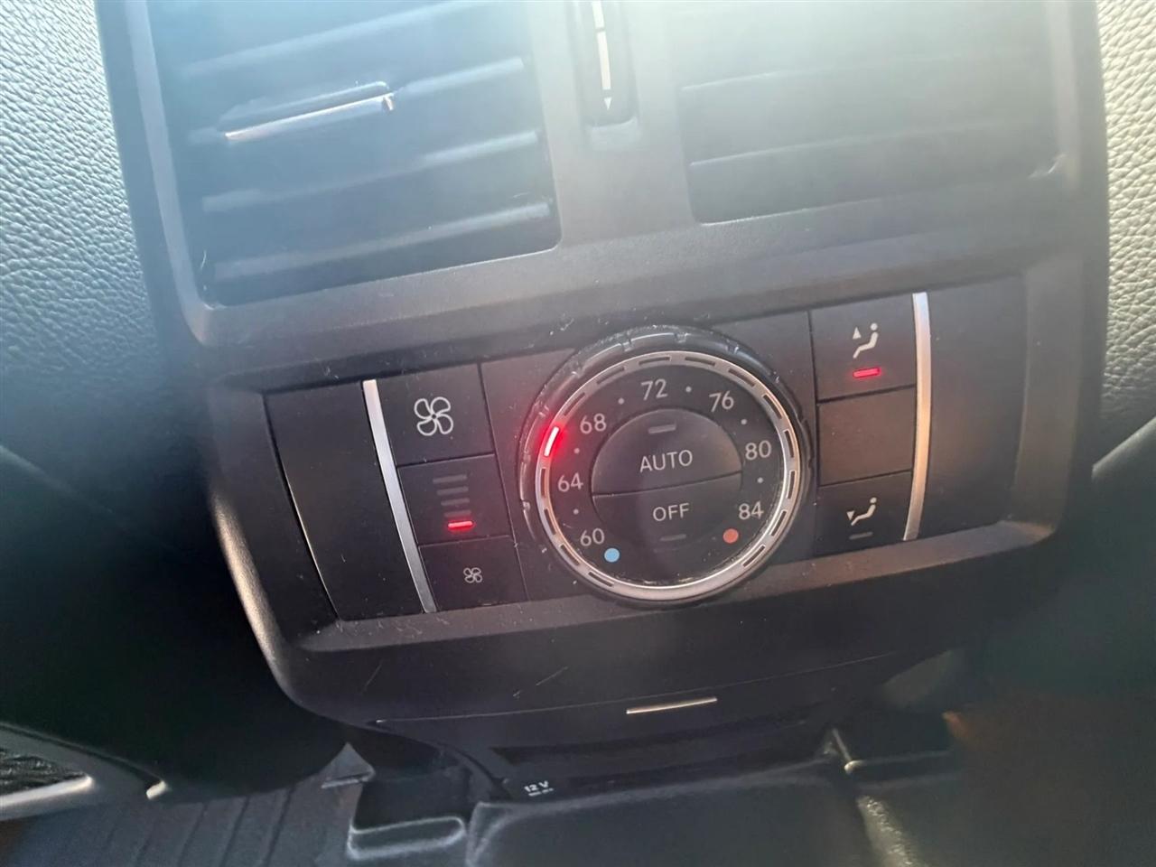 Mercedes-Benz M-Class ML350 4MATIC 2012