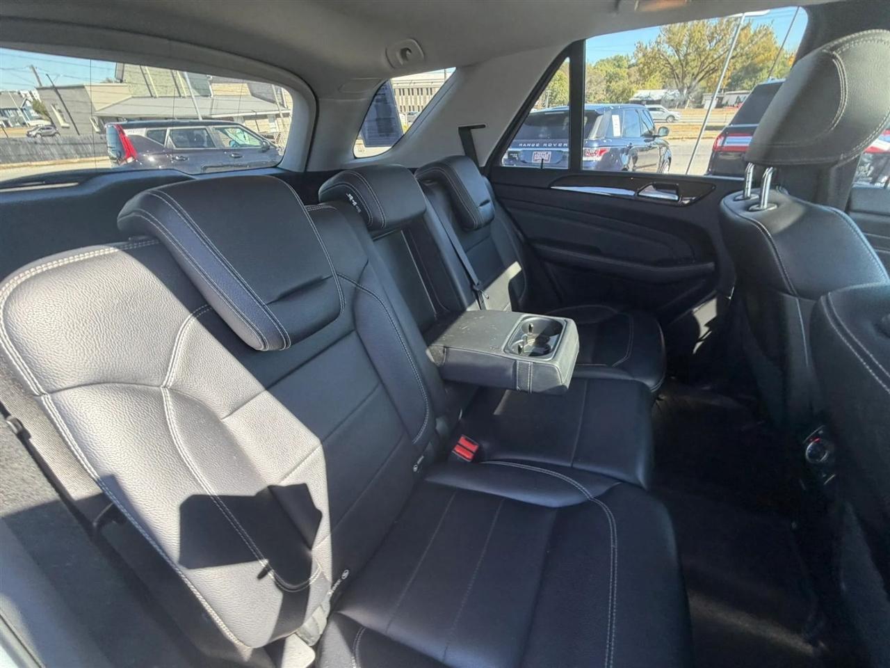 Mercedes-Benz M-Class ML350 4MATIC 2012