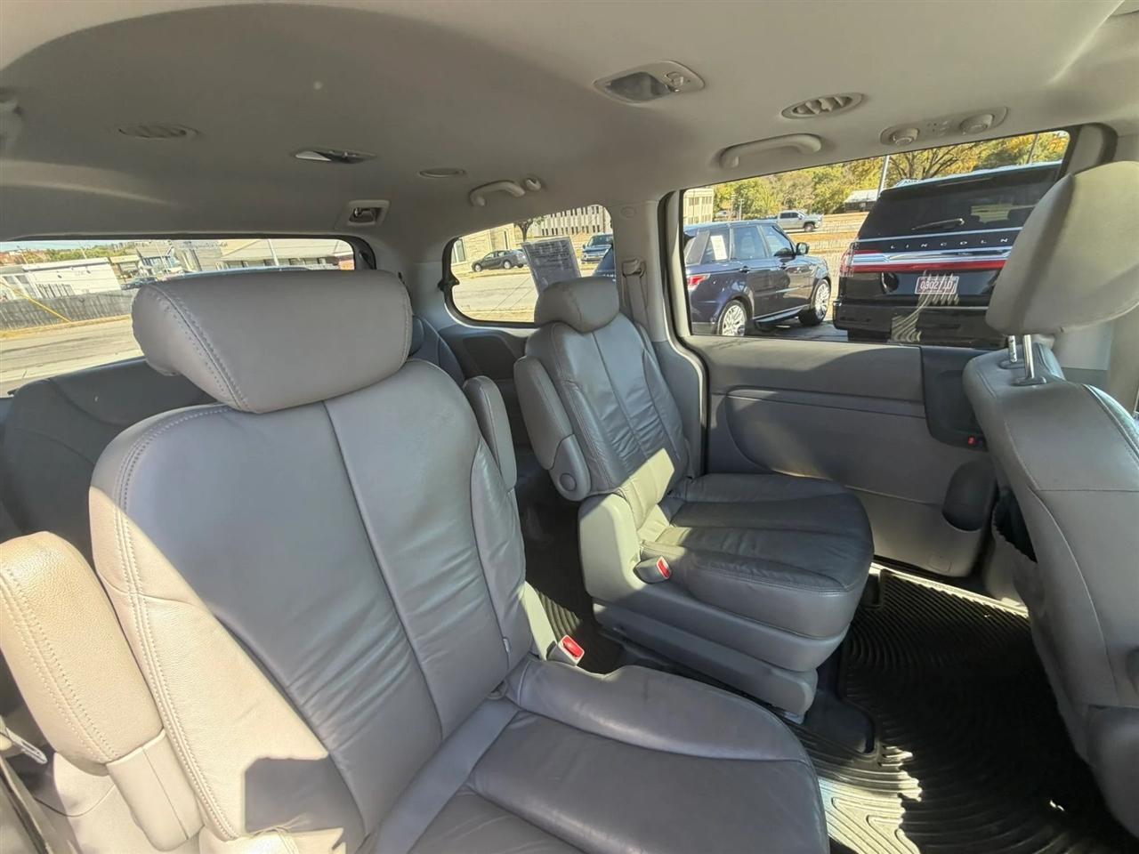 Kia Sedona EX LWB 2008