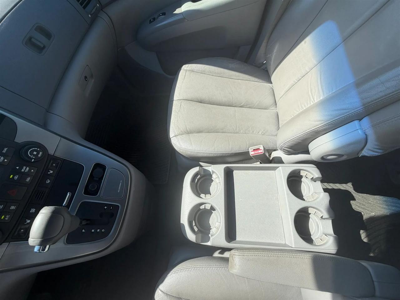 Kia Sedona EX LWB 2008