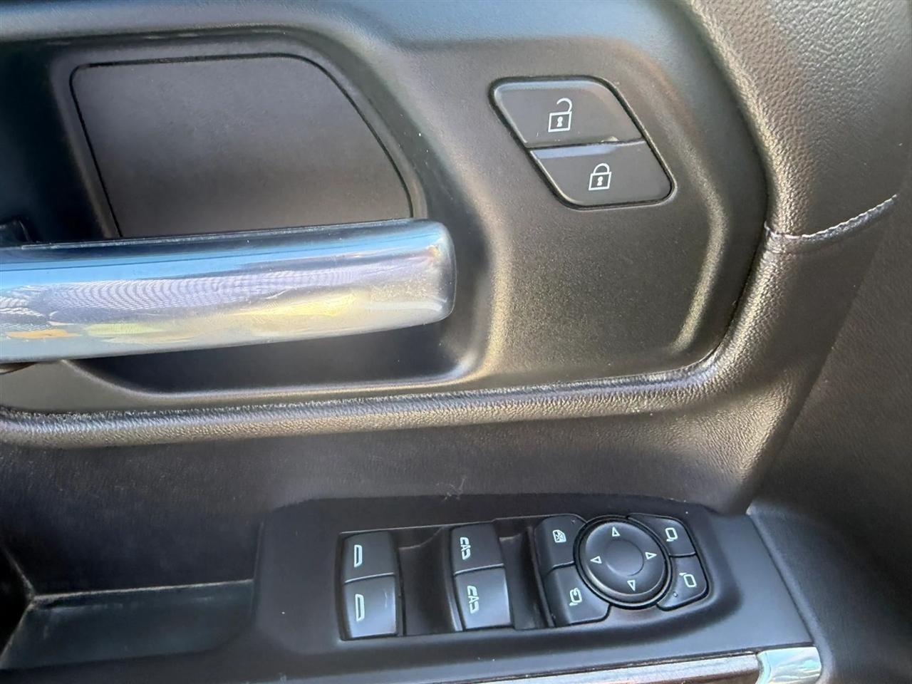 Chevrolet Silverado 1500 RST Crew Cab 4WD 2019