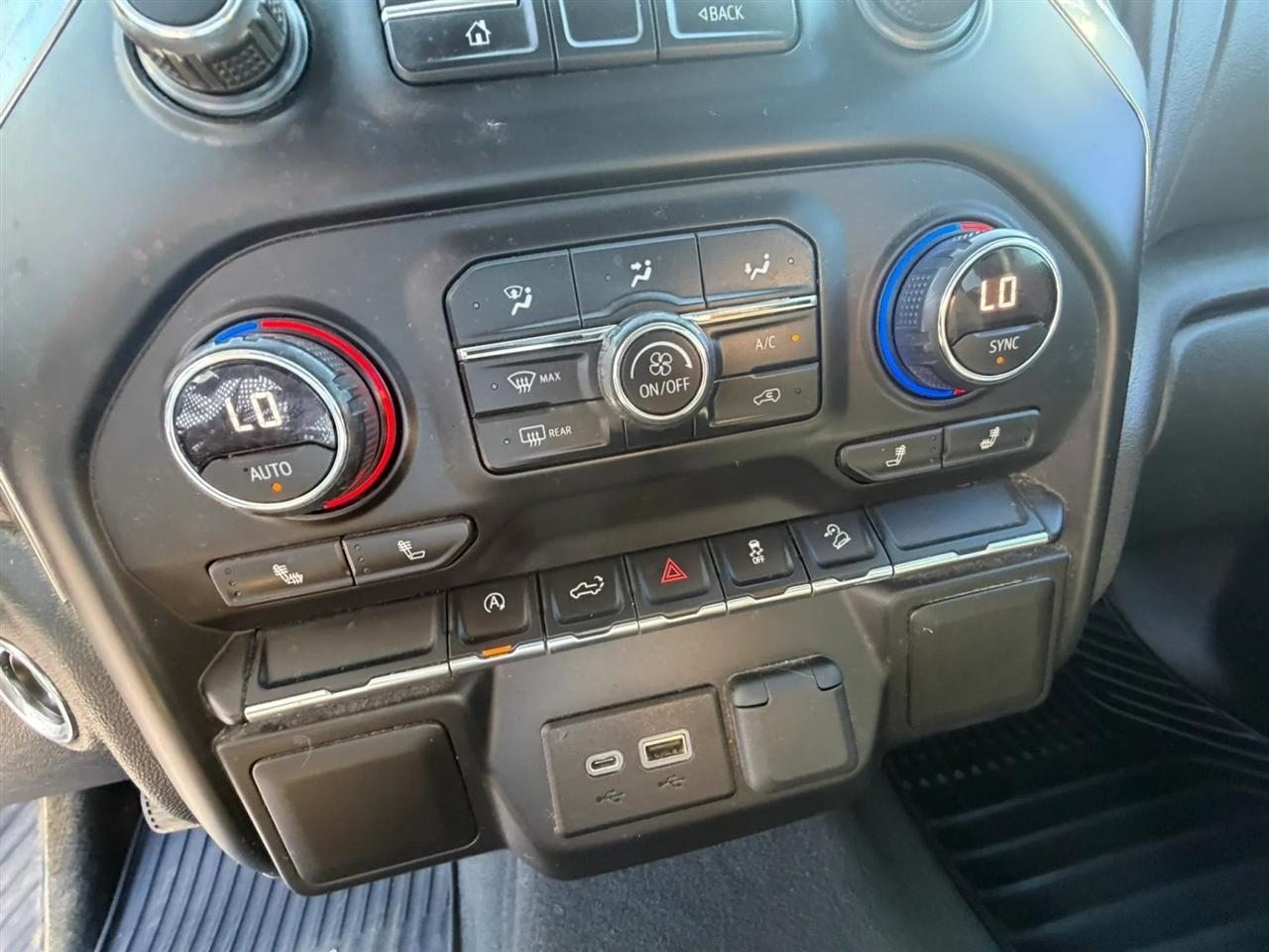 Chevrolet Silverado 1500 RST Crew Cab 4WD 2019