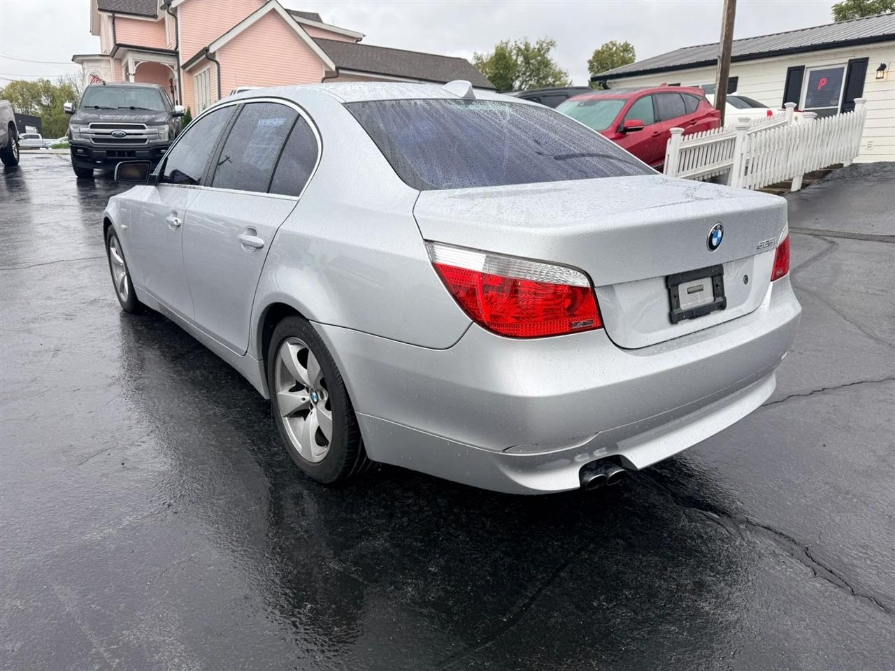 BMW 5-Series 525i 2005