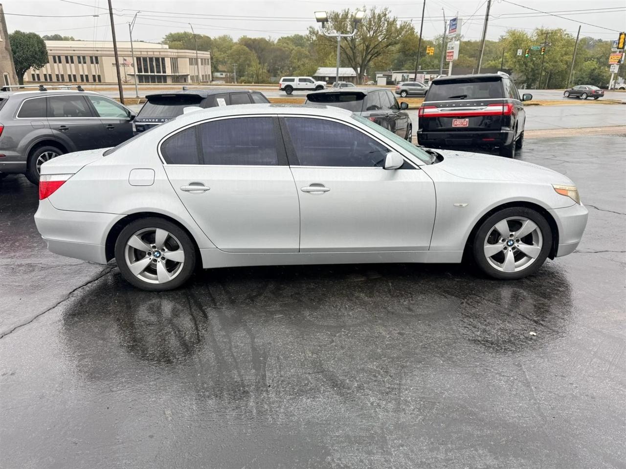 BMW 5-Series 525i 2005