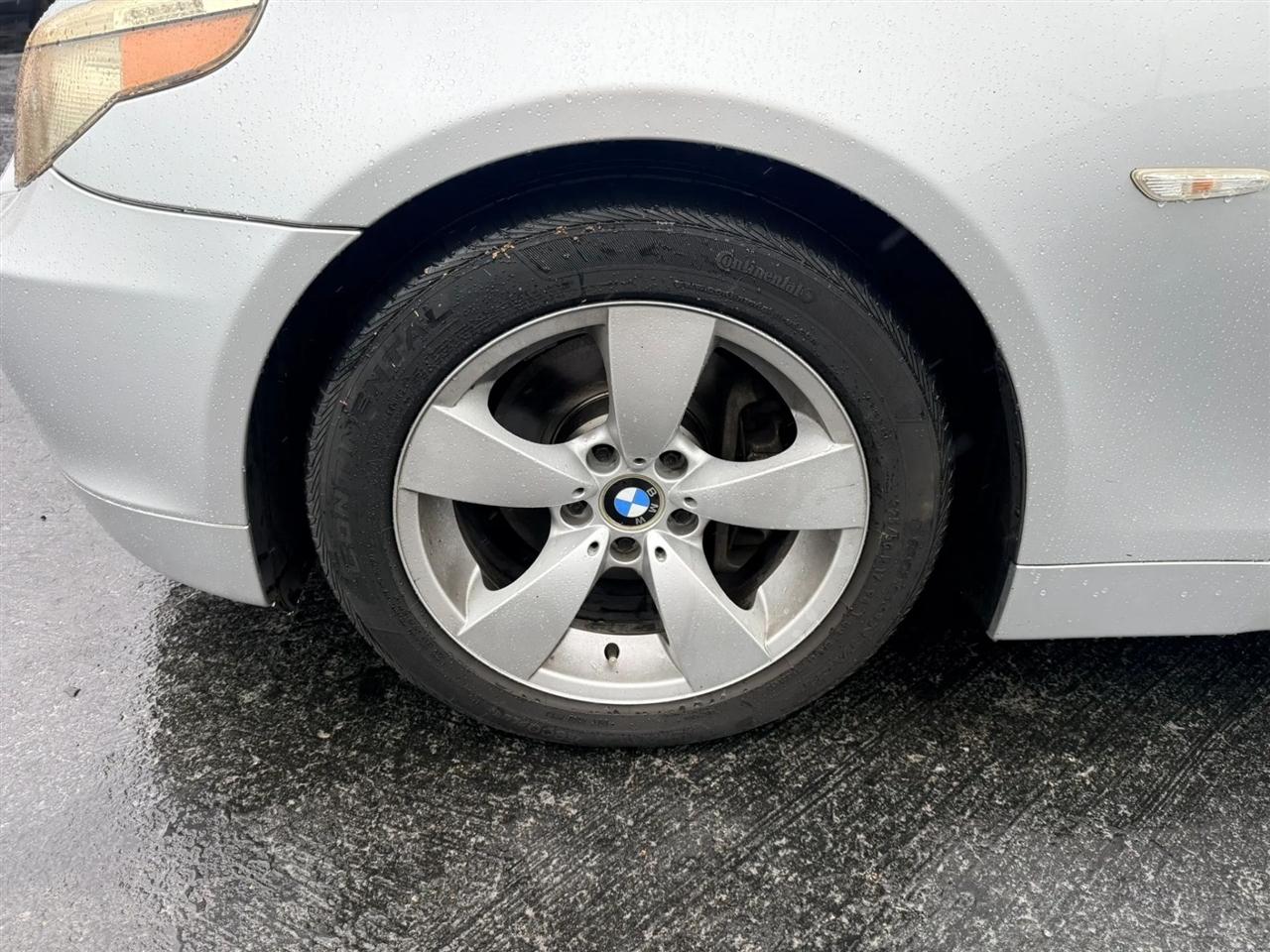 BMW 5-Series 525i 2005