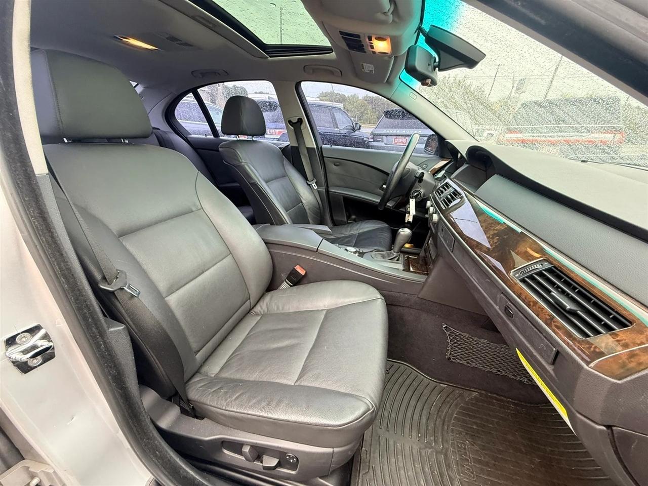 BMW 5-Series 525i 2005