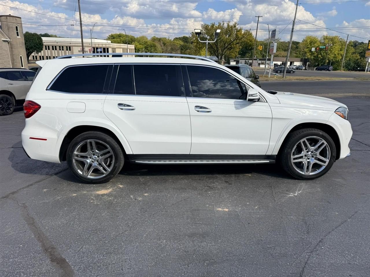 Mercedes-Benz GLS-Class photo 6