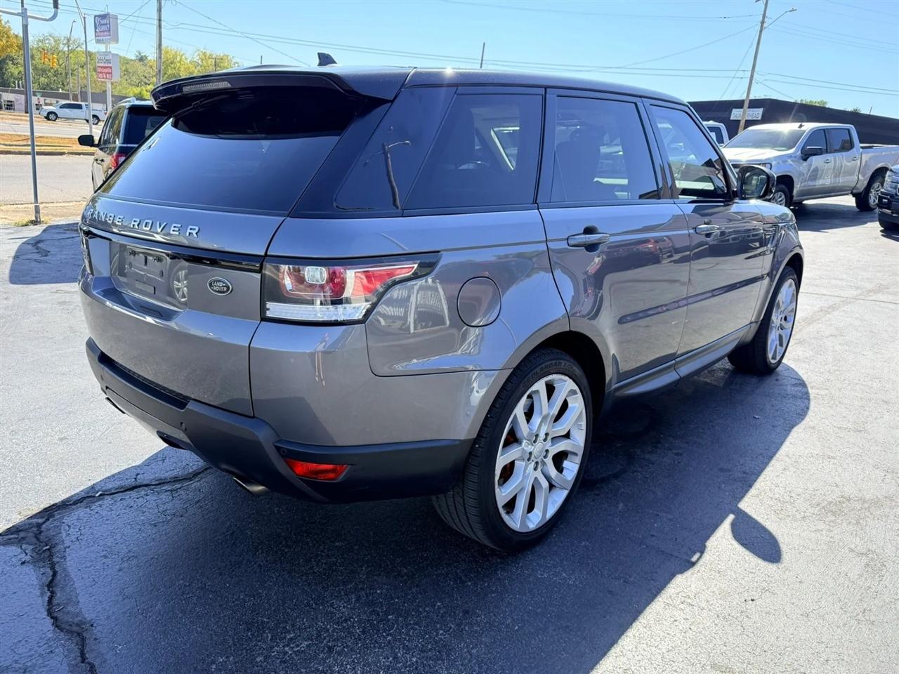 Land Rover Range Rover Sport photo 5